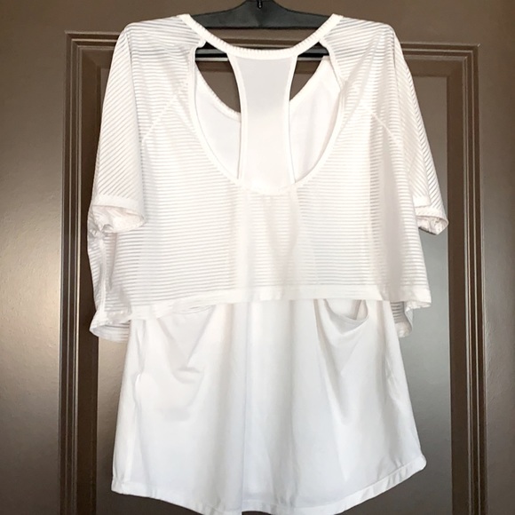 ‼️FREE WITH PURCHASE‼️ Nike Air Tank Top - Picture 3 of 6